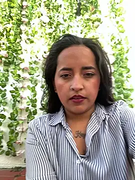 Snapshot of Annie_Alicee chatting on March 4, 12:02 pm Annie Alicee online show from March 4, 12:02 pm