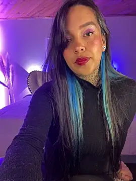 Annie Alicee online show from March 20, 2:29 pm