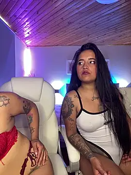 Snapshot of Annie_Alicee chatting on February 17, 2:47 pm Annie Alicee online show from February 17, 2:47 pm