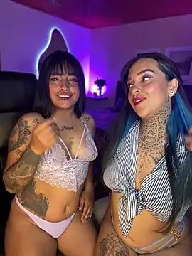 Annie Alicee online show from April 19, 6:10 pm