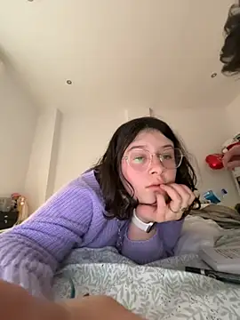 sari237 online show from March 13, 3:50 pm