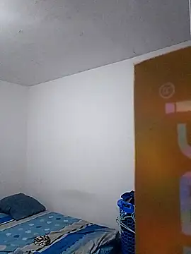 thom 1 online show from February 24, 12:11 am