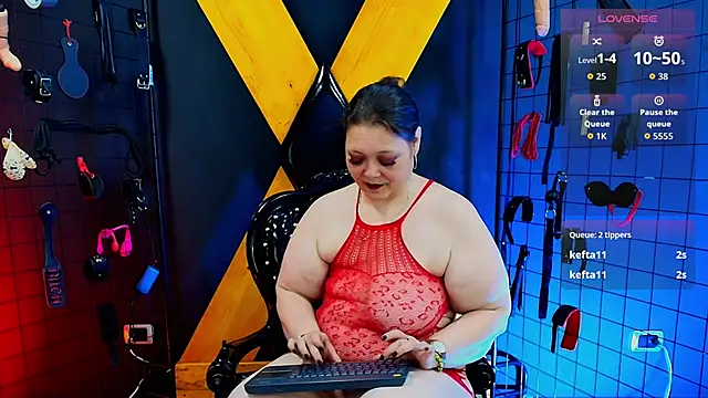 Snapshot of Judith_Mature_bdsm chatting on February 7, 4:20 am Judith Mature bdsm online show from February 7, 4:20 am