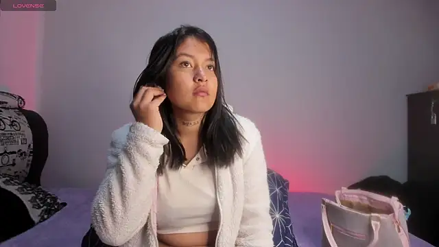 Sharlottee   online show from February 22, 9:00 am