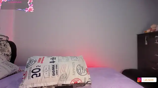 Sharlottee   online show from February 25, 10:48 am