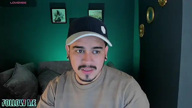 Chriss Hunt online show from February 17, 8:55 am