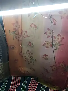 Hot kiran4 online show from April 10, 11:56 pm