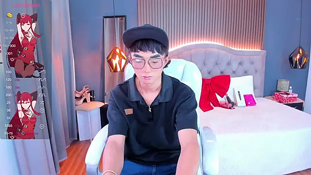 Snapshot of Noa_03 chatting on June 17, 6:18 pm Noa 03 online show from June 17, 6:18 pm