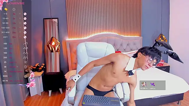 Noa 03 online show from April 14, 1:27 pm