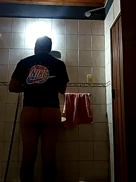 Snapshot of gordorichard chatting on February 27, 2:23 am gordorichard online show from February 27, 2:23 am