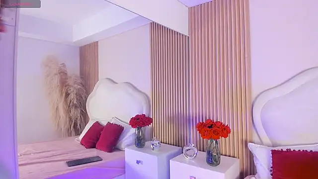 rebeca taylor online show from March 6, 3:12 am