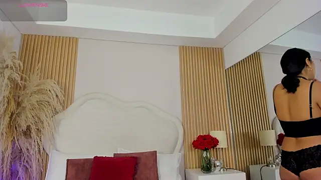 rebeca taylor online show from April 10, 3:24 am