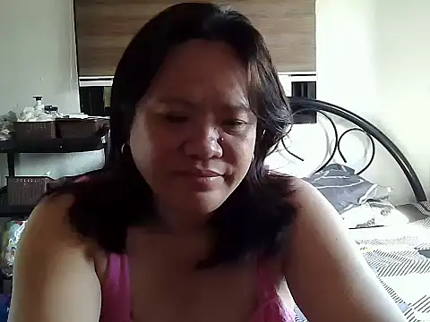 yummychubby29 online show from February 21, 2:35 am