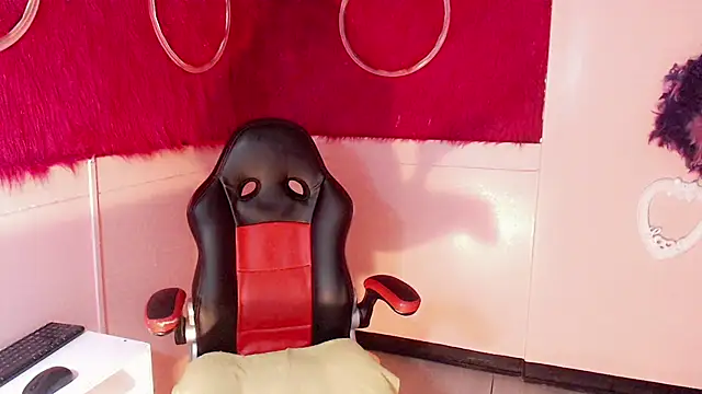 Andrea Pop  online show from February 28, 7:24 pm