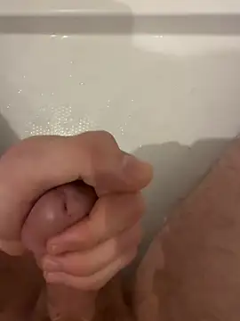 Snapshot of Abd1122aa chatting on March 1, 7:47 pm Abd1122aa online show from March 1, 7:47 pm