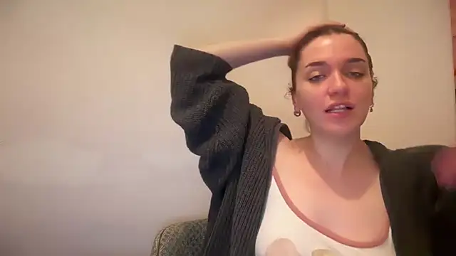 Snapshot of sammygirlll chatting on May 6, 4:49 am sammygirlll online show from May 6, 4:49 am