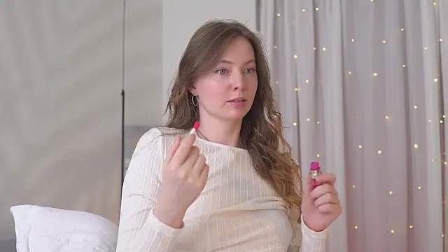 moan elisa online show from March 1, 4:01 am