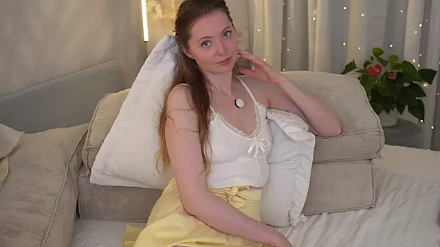 moan elisa online show from May 16, 4:44 am