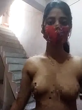 Kitti-Sharma online show from April 11, 2:41 am