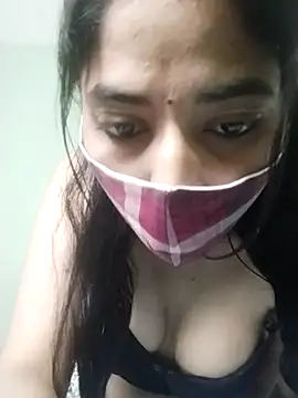 Kitti-Sharma online show from March 28, 8:04 am