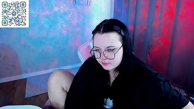 Kira G0ld online show from April 22, 9:27 am