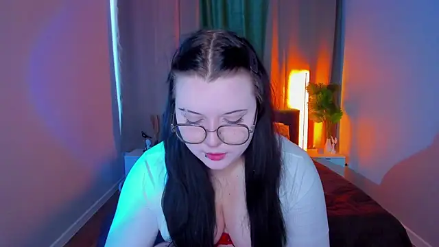Kira G0ld online show from April 29, 1:10 am