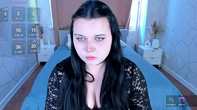 Kira G0ld online show from June 4, 9:14 am