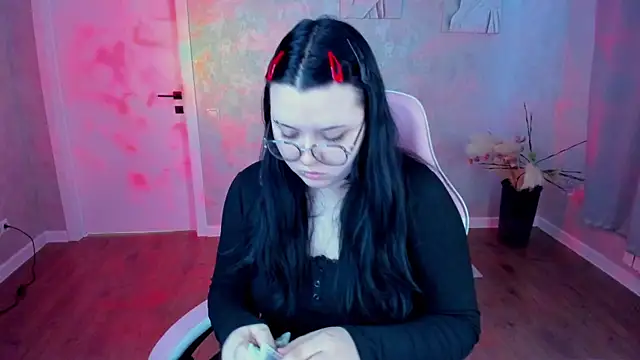 Kira G0ld online show from March 26, 1:04 am