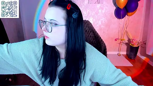 Kira G0ld online show from April 16, 1:12 pm