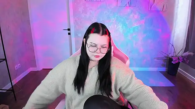 Kira G0ld online show from April 9, 1:07 am