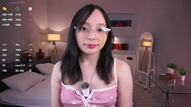 Snapshot of HannaHayles chatting on February 5, 5:31 pm HannaHayles online show from February 5, 5:31 pm