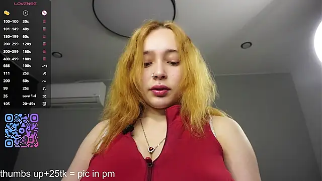 Snapshot of HannaHayles chatting on June 19, 5:30 pm HannaHayles online show from June 19, 5:30 pm