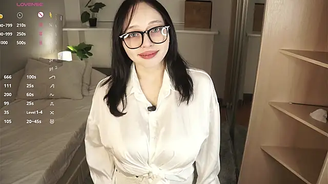 Snapshot of HannaHayles chatting on February 23, 5:13 pm HannaHayles online show from February 23, 5:13 pm