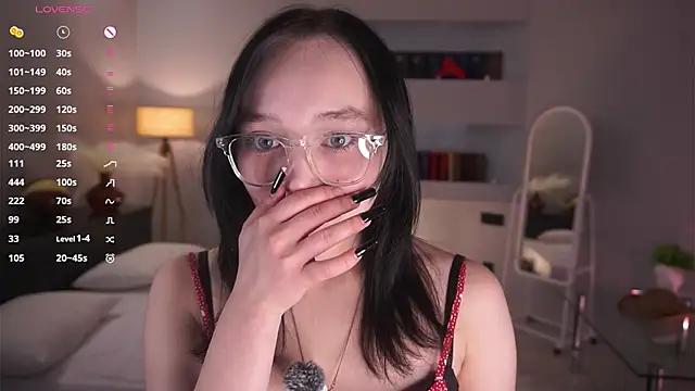 Snapshot of HannaHayles chatting on February 8, 5:10 pm HannaHayles online show from February 8, 5:10 pm