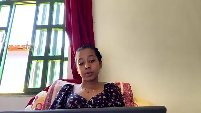 KayleenStoyanoff online show from February 19, 4:37 pm