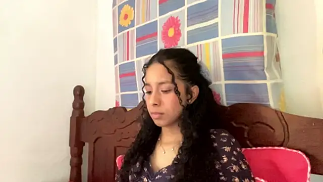 KayleenStoyanoff online show from February 12, 6:51 pm