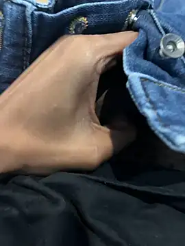 youngsterSA223 online show from March 4, 3:31 pm