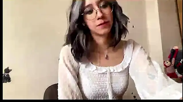 Snapshot of MarianRuhle chatting on February 24, 1:45 pm MarianRuhle online show from February 24, 1:45 pm