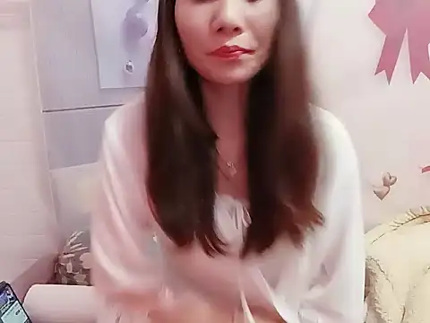 Hello-Kitty001 online show from February 12, 11:54 am