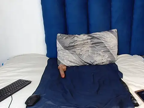 ForeverSexy  online show from February 18, 5:42 pm