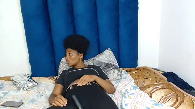 ForeverSexy  online show from February 26, 8:09 pm