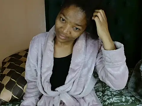Snapshot of ForeverSexy_ chatting on July 14, 5:56 am ForeverSexy online show from July 14, 5:56 am