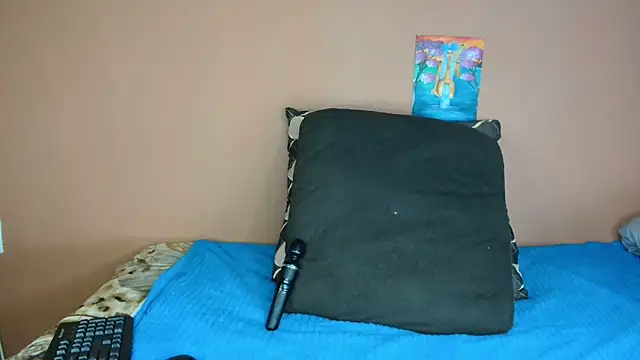 Snapshot of ForeverSexy_ chatting on June 16, 6:57 am ForeverSexy online show from June 16, 6:57 am