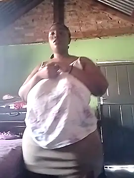 Snapshot of blxckiey chatting on February 7, 10:12 am blxckiey online show from February 7, 10:12 am