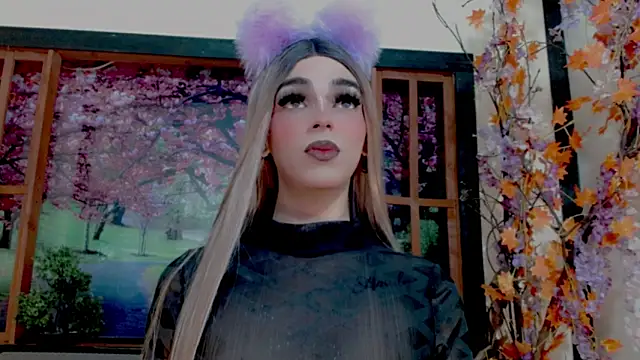 Snapshot of Maddye_Fox chatting on February 11, 6:52 pm Maddye Fox online show from February 11, 6:52 pm