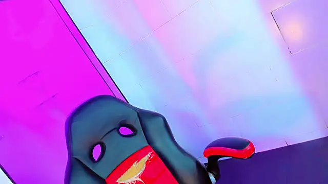 Snapshot of Maddye_Fox chatting on March 3, 7:10 pm Maddye Fox online show from March 3, 7:10 pm