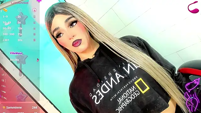 Snapshot of Maddye_Fox chatting on February 19, 6:49 pm Maddye Fox online show from February 19, 6:49 pm