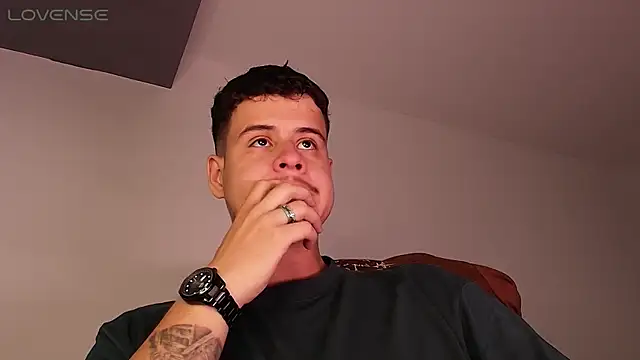 Snapshot of BjornSteel chatting on February 19, 5:26 am BjornSteel online show from February 19, 5:26 am