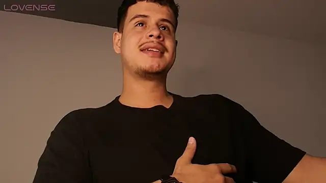 Snapshot of BjornSteel chatting on February 24, 5:19 am BjornSteel online show from February 24, 5:19 am