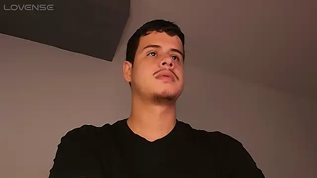 Snapshot of BjornSteel chatting on February 7, 4:42 am BjornSteel online show from February 7, 4:42 am